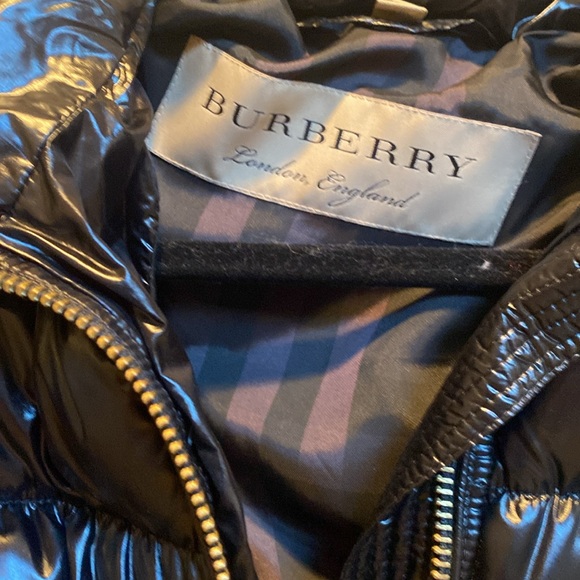 Burberry puffer worn once - Picture 3 of 13